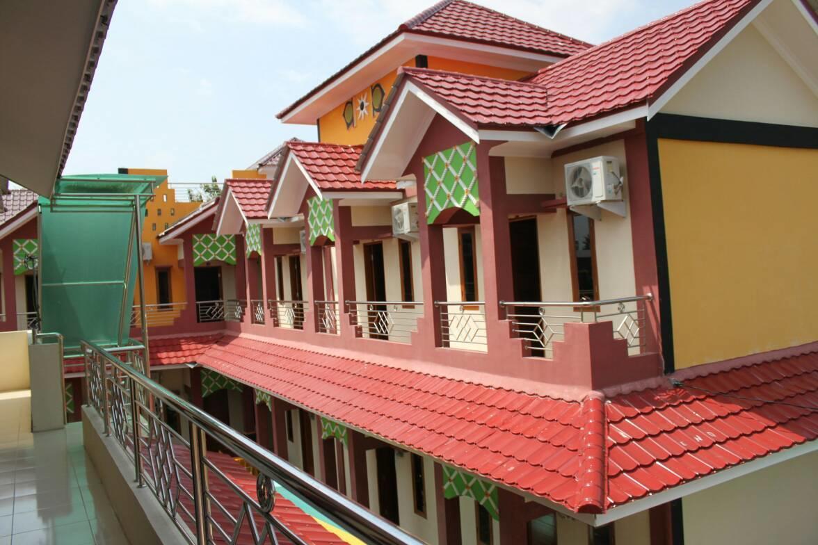Pondok Cemara Hotel Medan Exterior foto